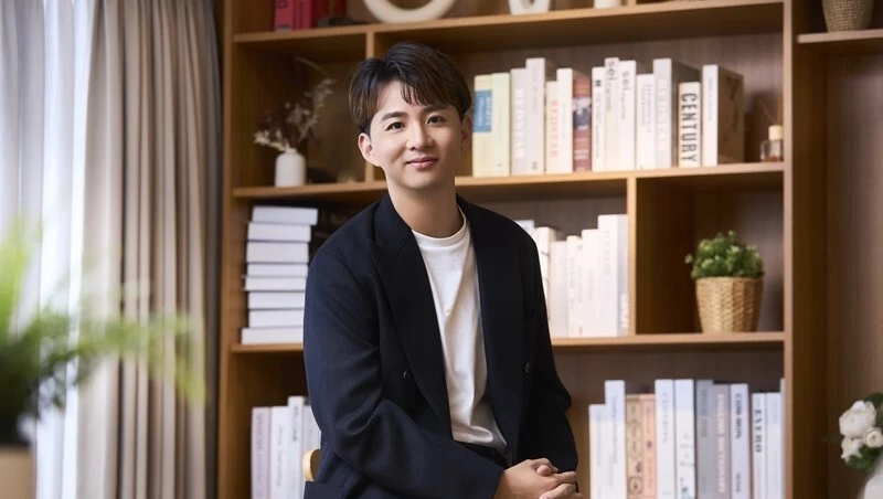 【商周專訪】從創意到系統：無限創意行銷創辦人翁小五的破億方法論